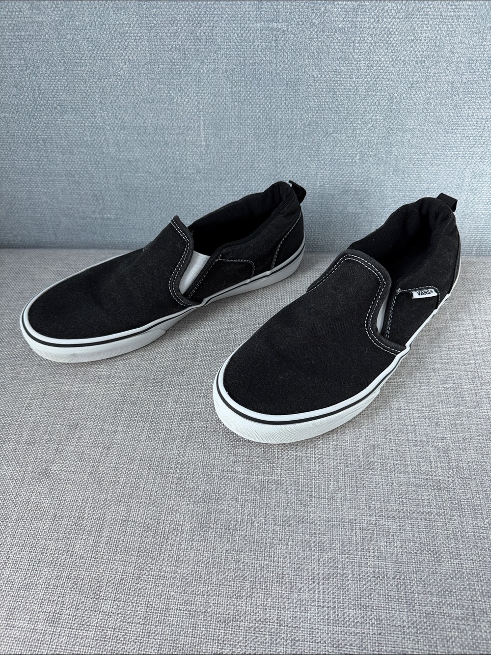 Kids Vans Black Slip-On Canvas Loafers with White Midsole Size 5,5 (Big Kid) - Picture 2 of 12